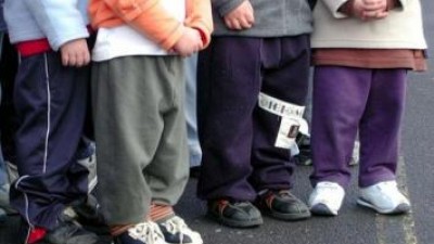 España: uno de cada 10 menores vive en una situación de pobreza crónica