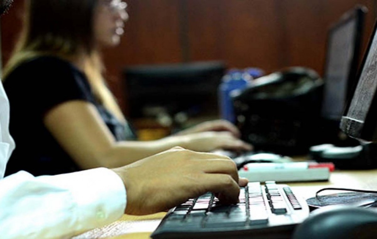 Pase a planta en Municipalidad de Salta: se agudiza la polémica