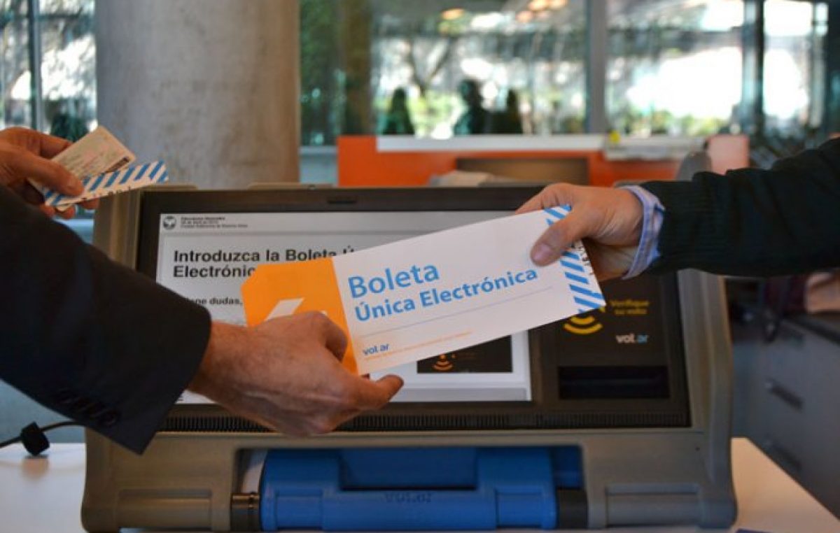El 20% del padrón electoral va a las urnas en cinco distritos