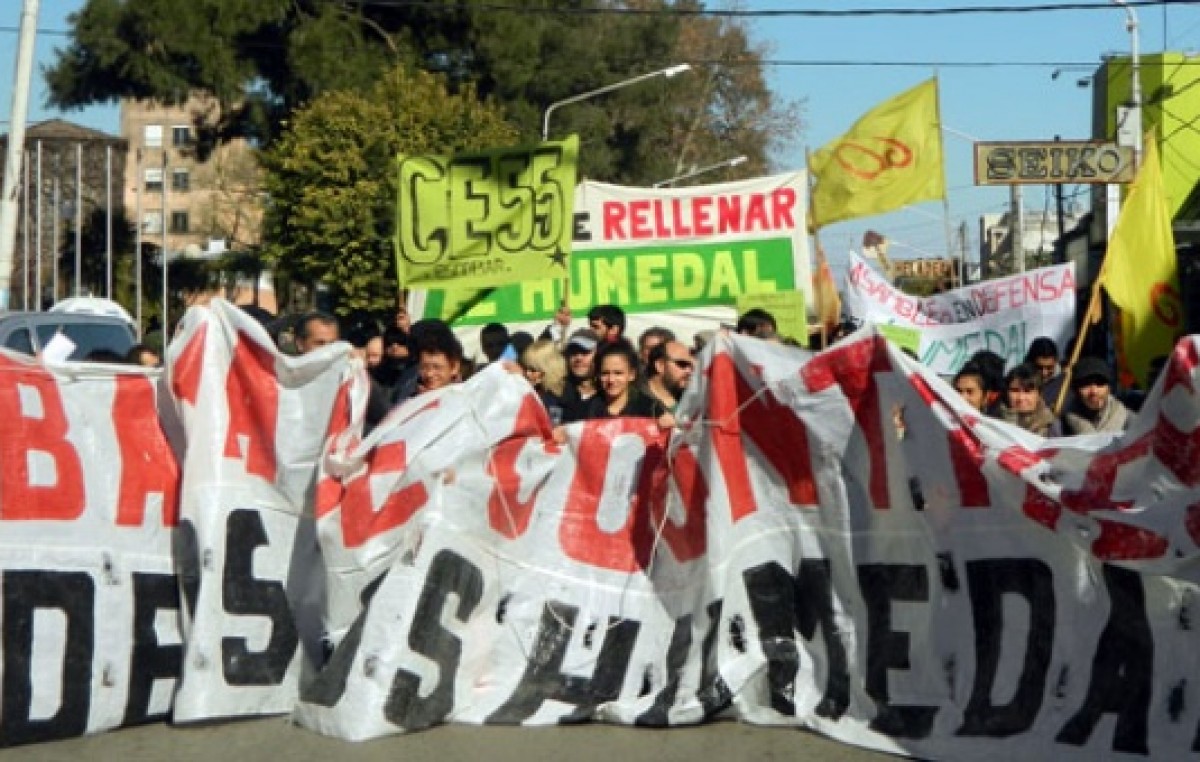 Marcha y reclamo en Escobar para frenar a los countries que ya coparon el 40% de los humedales