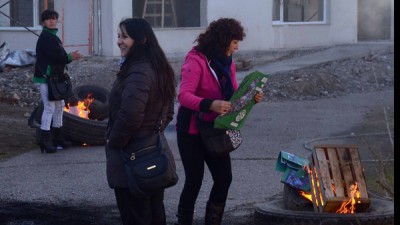 Plottier: los municipales cobran parte del sueldo y hacen paro