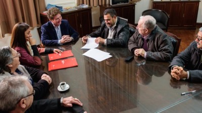Santa Fe: Trascendente convenio para la capacitación de empleados municipales y comunales