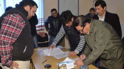 SOEMCO Caleta Olivia levantó la huelga y se vuelven a prestar servicios