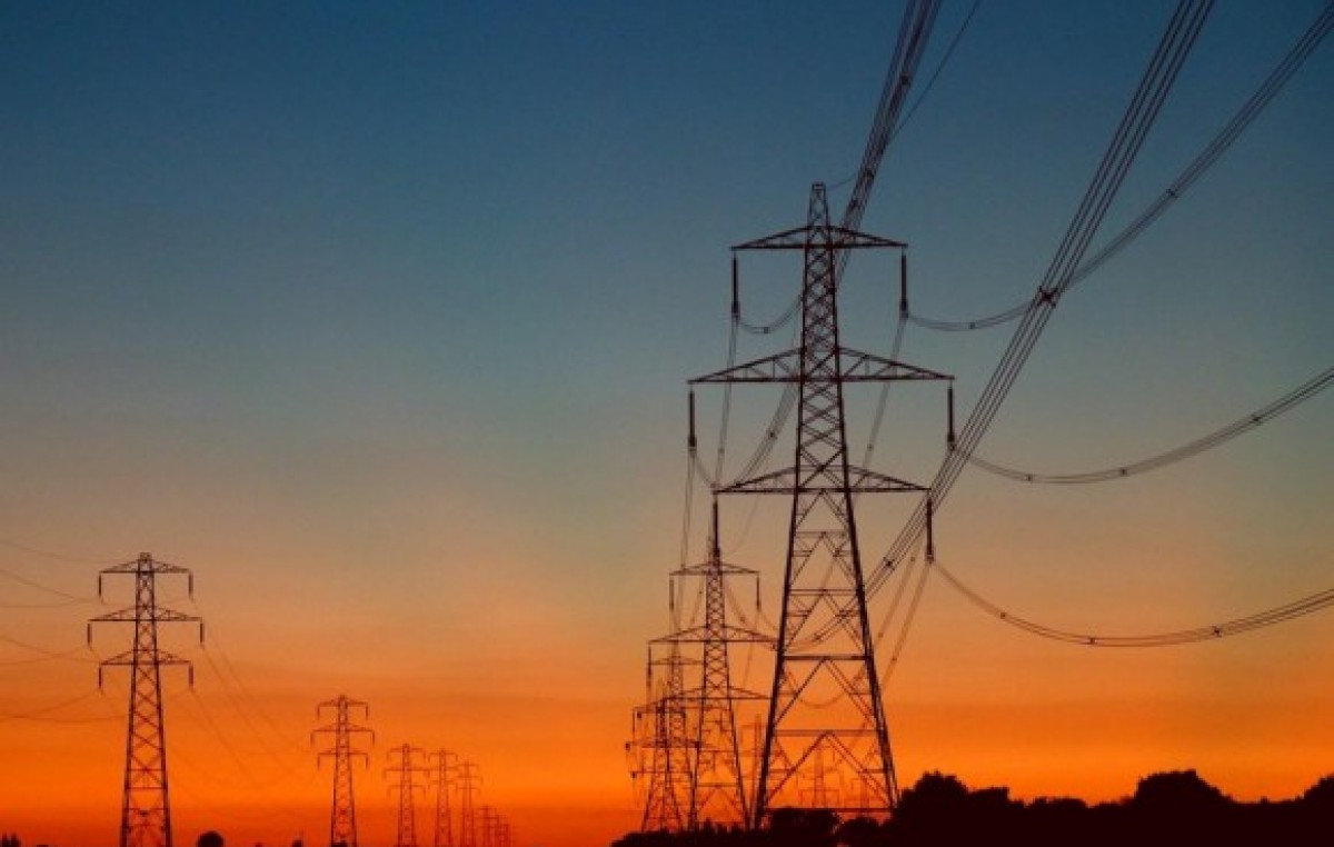 Licitan dos obras energéticas para Comodoro y Rada Tilly
