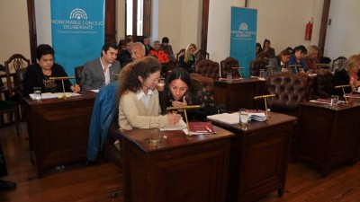 El Concejo Deliberante de Paraná dio luz verde a la comercialización de los residuos sólidos urbanos