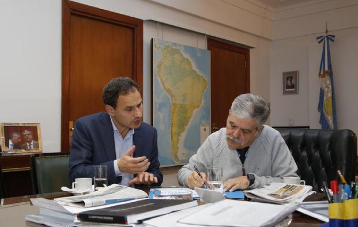 Acuerdan financiamiento para obras en La Plata