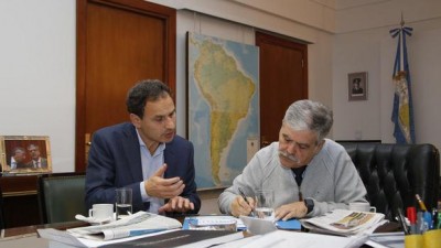 Acuerdan financiamiento para obras en La Plata