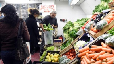 Abrió el Mercado Popular Rosario donde los productores venden sin intermediación