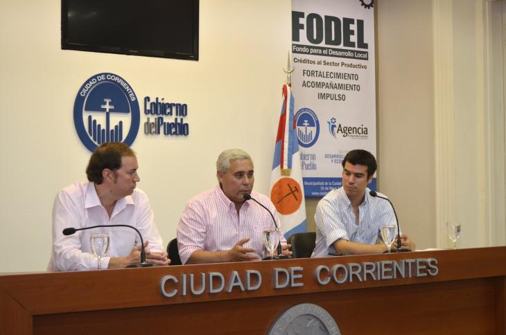 el_intendente_fabi_n_r_os_present_el_programa_fondos_para_el_desarrollo_local_4__0