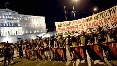 El Parlamento griego aprobará otro duro paquete de reformas