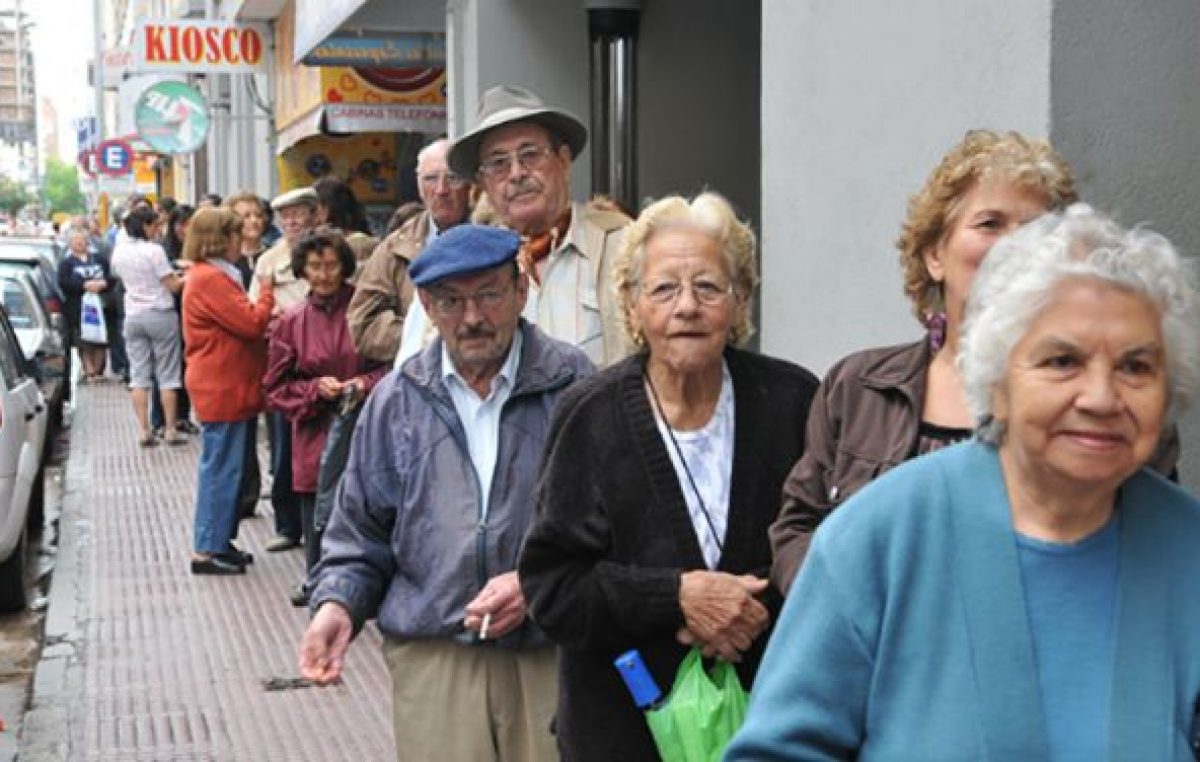 Reajustaron los haberes de más de 500 exempleados municipales de Villa María