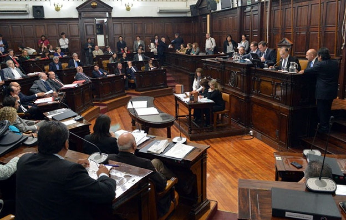 Legisladores mendocinos defendieron el aumento salarial que los llevó a tener una dieta superior a los 70 mil pesos