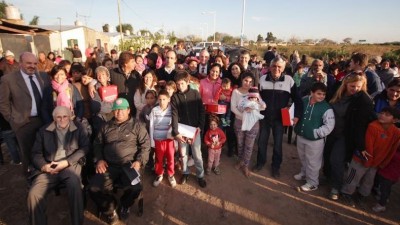Ya se entregaron 28 nuevas viviendas en la Costanera de Santa Fe