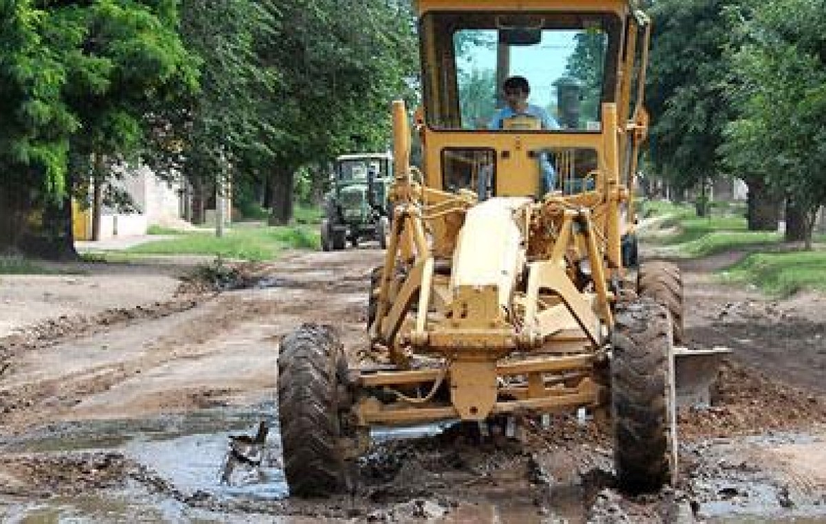 Por la suspensión de horas extras, cayó un 75% la reparación de calles de tierra en Río Cuarto