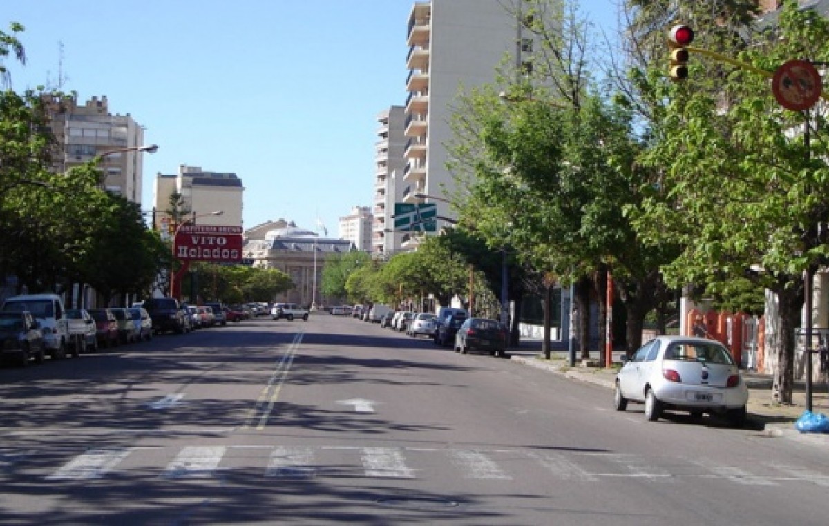Bahía Blanca prohíbe los cabarets: Tiene 120 días para clausurar los que ya funcionan