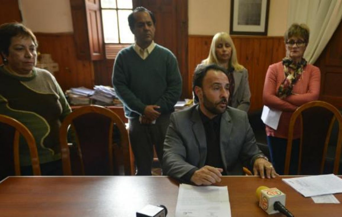 Cruz del Eje: el intendente está prófugo y asumió el interino