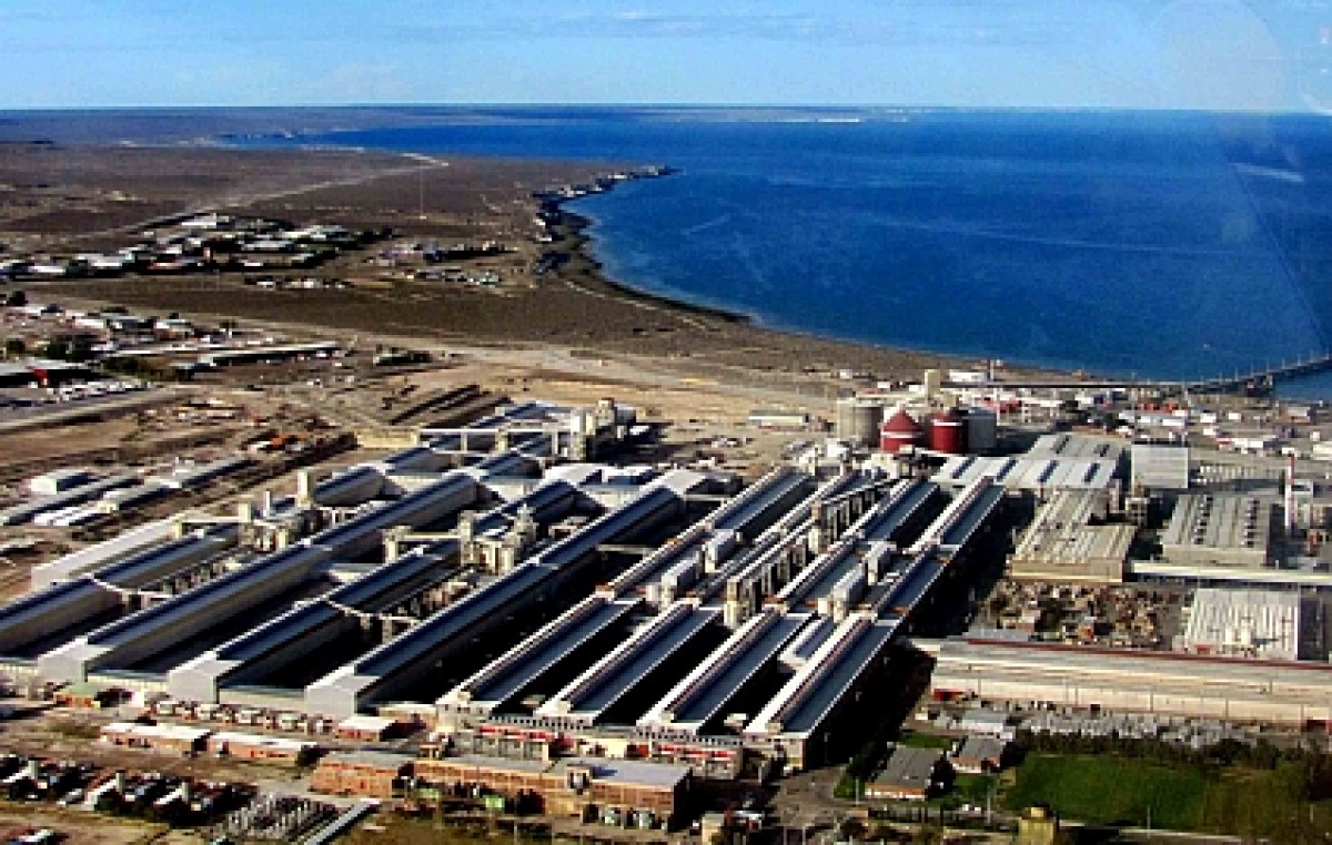 Puerto Madryn: convenio para dotar de energía eléctrica al Parque Industrial