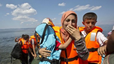 La masiva llegada de migrantes desborda a gobiernos de Europa