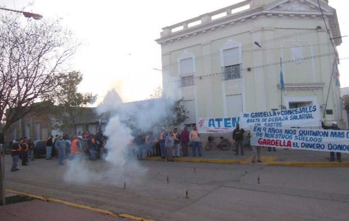 Paro municipal en Sastre por la normalización de liquidaciones