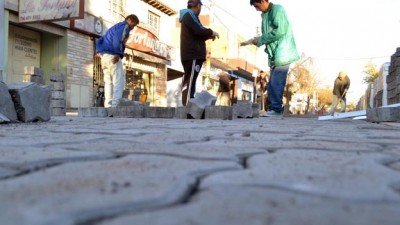 Guaymallén en crisis: protestas por recortes de salarios y suspensión de obras y servicios