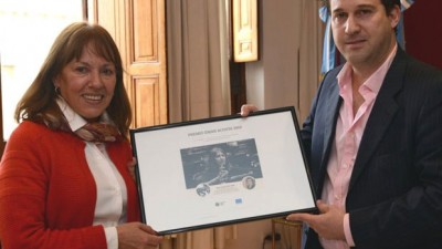 Reconocimiento a la Intendenta de Paraná por su labor y liderazgo femenino