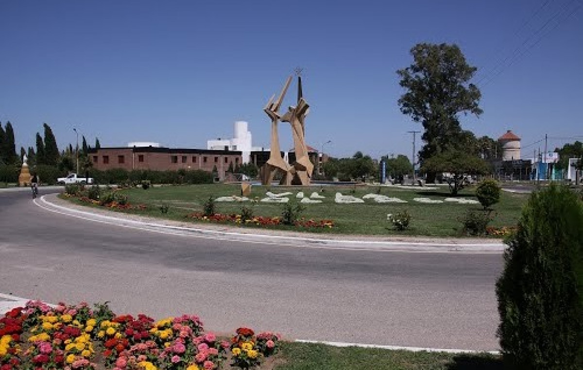 Nación aporta $1,8 millones para una incubadora de empresas en Villa Dolores