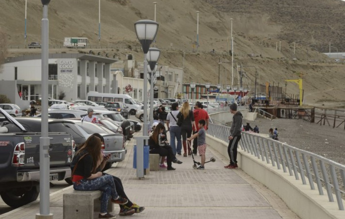 El nuevo paseo de la costanera ya está siendo disfrutado por los comodorenses