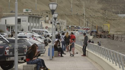 El nuevo paseo de la costanera ya está siendo disfrutado por los comodorenses