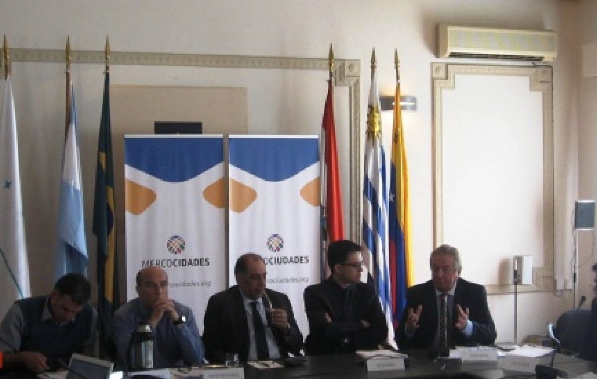 Jornada de Mercociudades y Gobiernos Locales en Montevideo