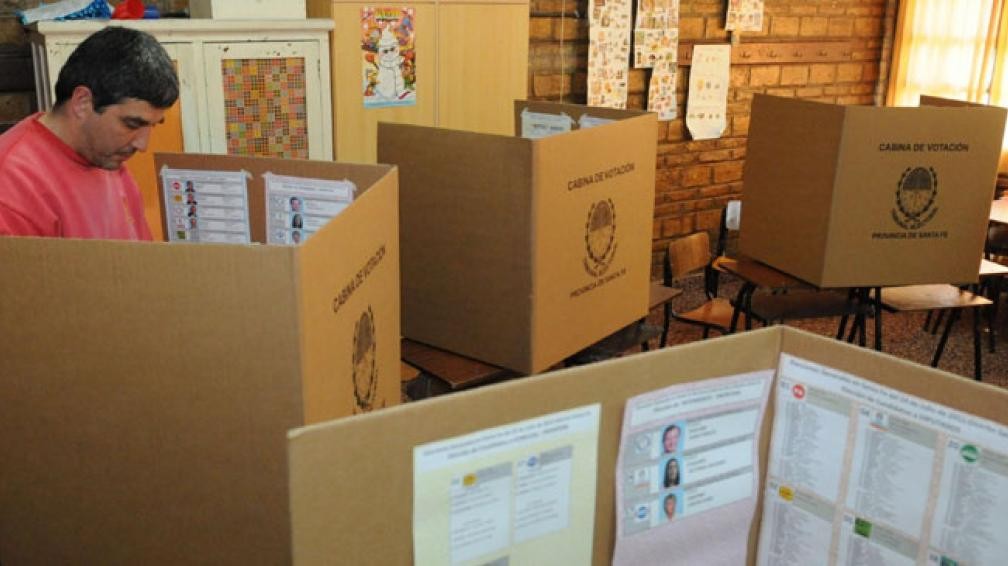 Córdoba: Sólo 14 ciudades fueron “100% fieles” al votar intendente, gobernador y presidente