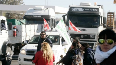 Centenario: ya nadie afloja en el conflicto