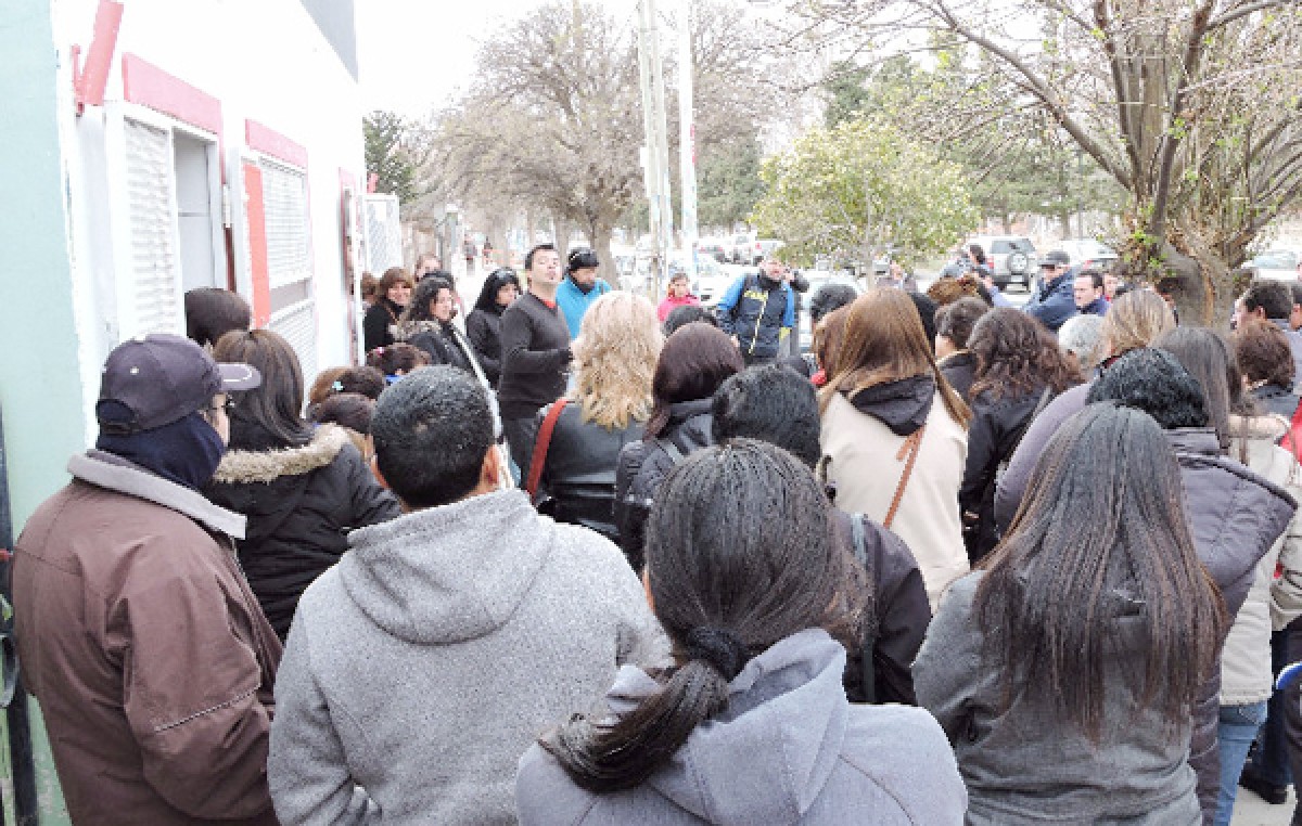 Se acumula la basura y piden la conciliación obligatoria en Plottier