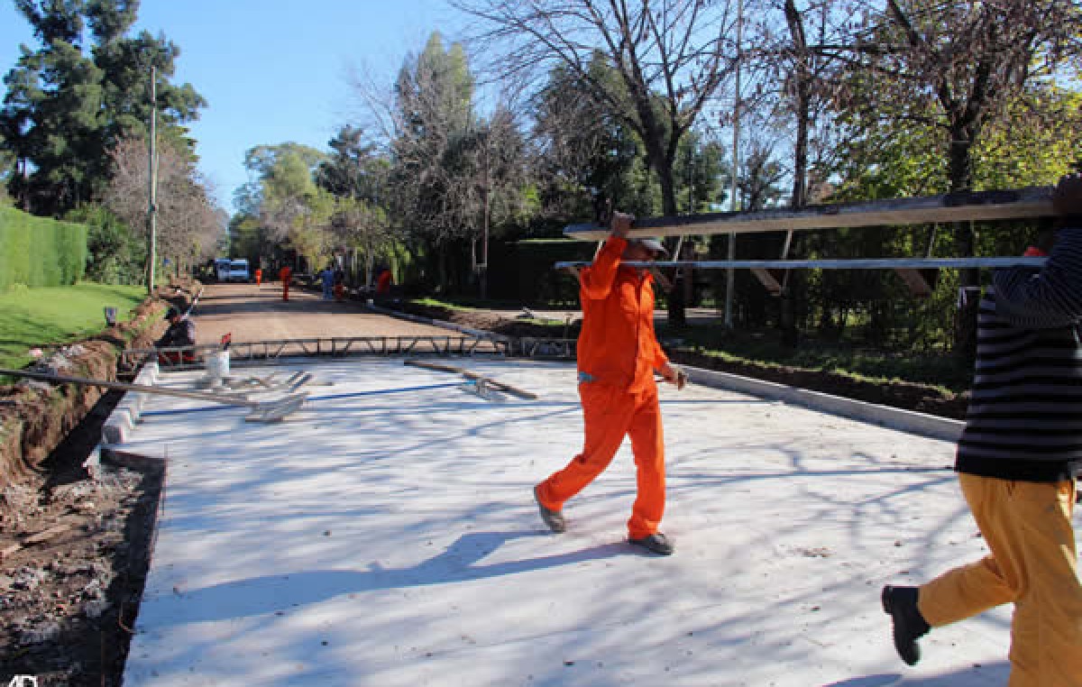 Pavimentarán otras 170 cuadras en cuatro ciudades entrerrianas