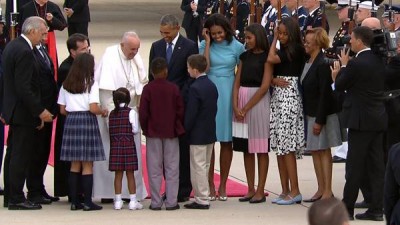 El papa Francisco inició visita histórica a Estados Unidos con un gran recibimiento