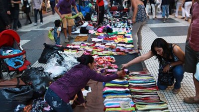 Crece la venta ilegal en diferentes localidades del país