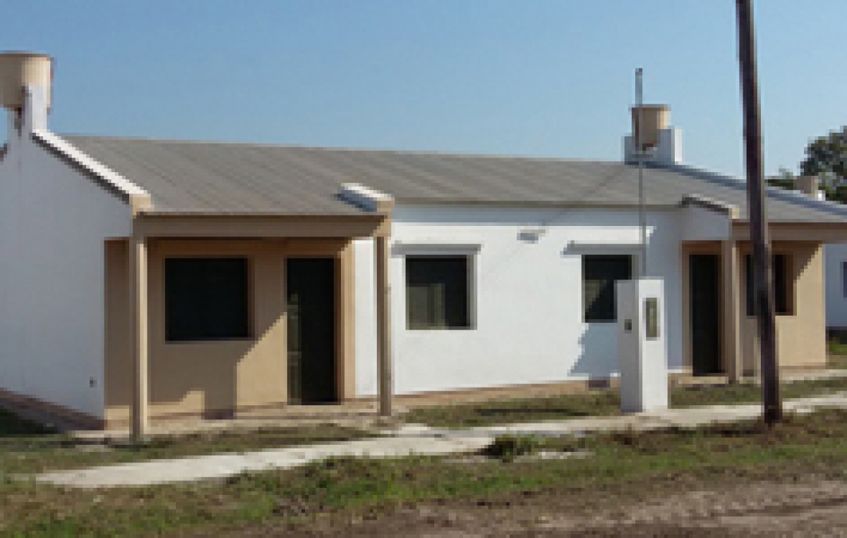 En Pirané, hoy entregan 128 viviendas  