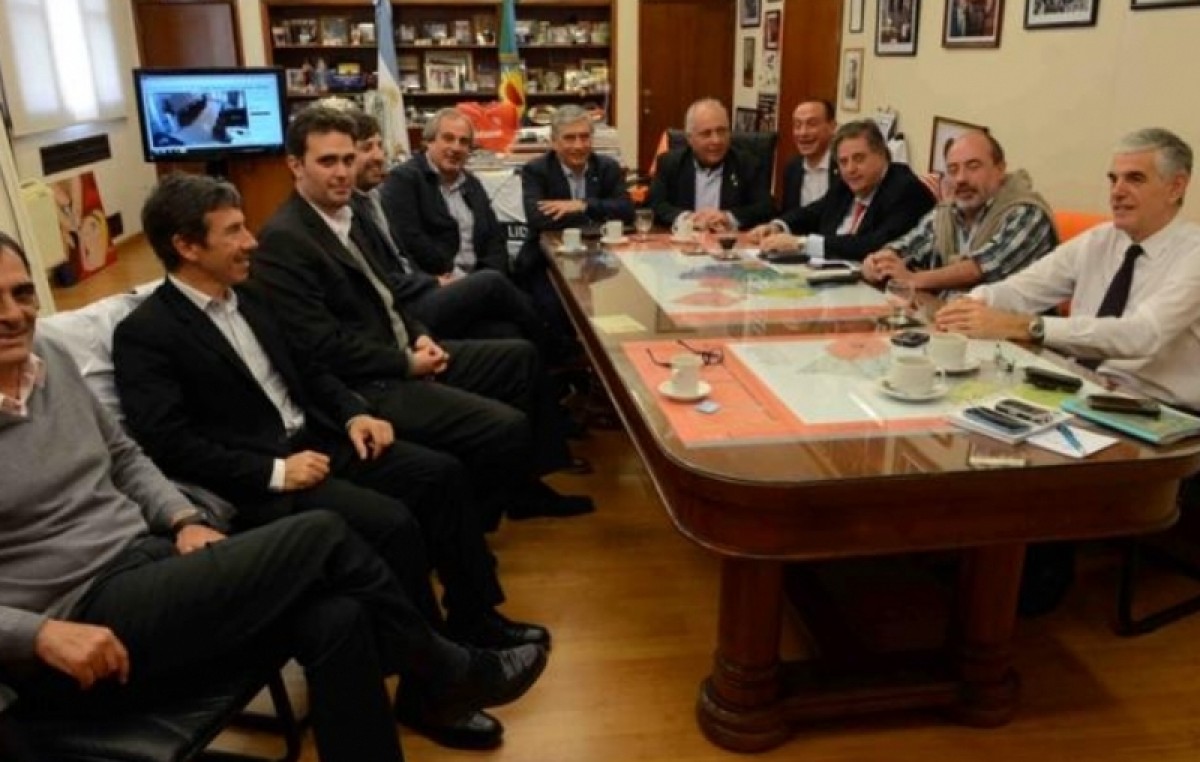 Cañuelas: El Ministro de Salud se reunió con intendentes para planificar futuro hospital