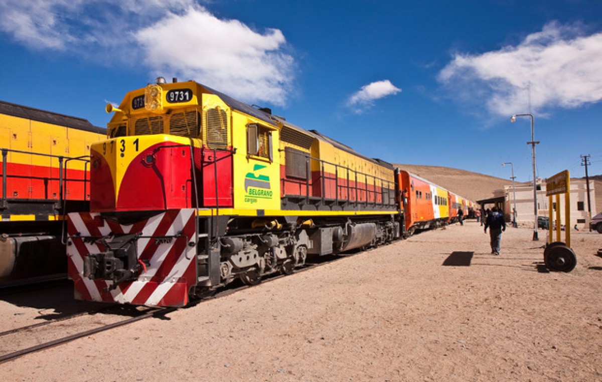El Gobierno sumará u$s 2.400 millones a la recuperación de los trenes de carga