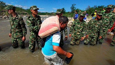 Por mediación de Unasur y Celac, negociarán Venezuela y Colombia