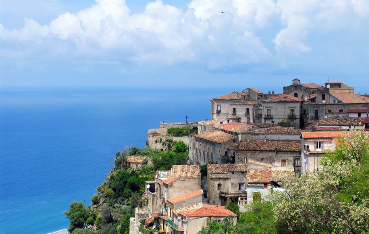 Convierten todo un pueblo italiano en un hotel