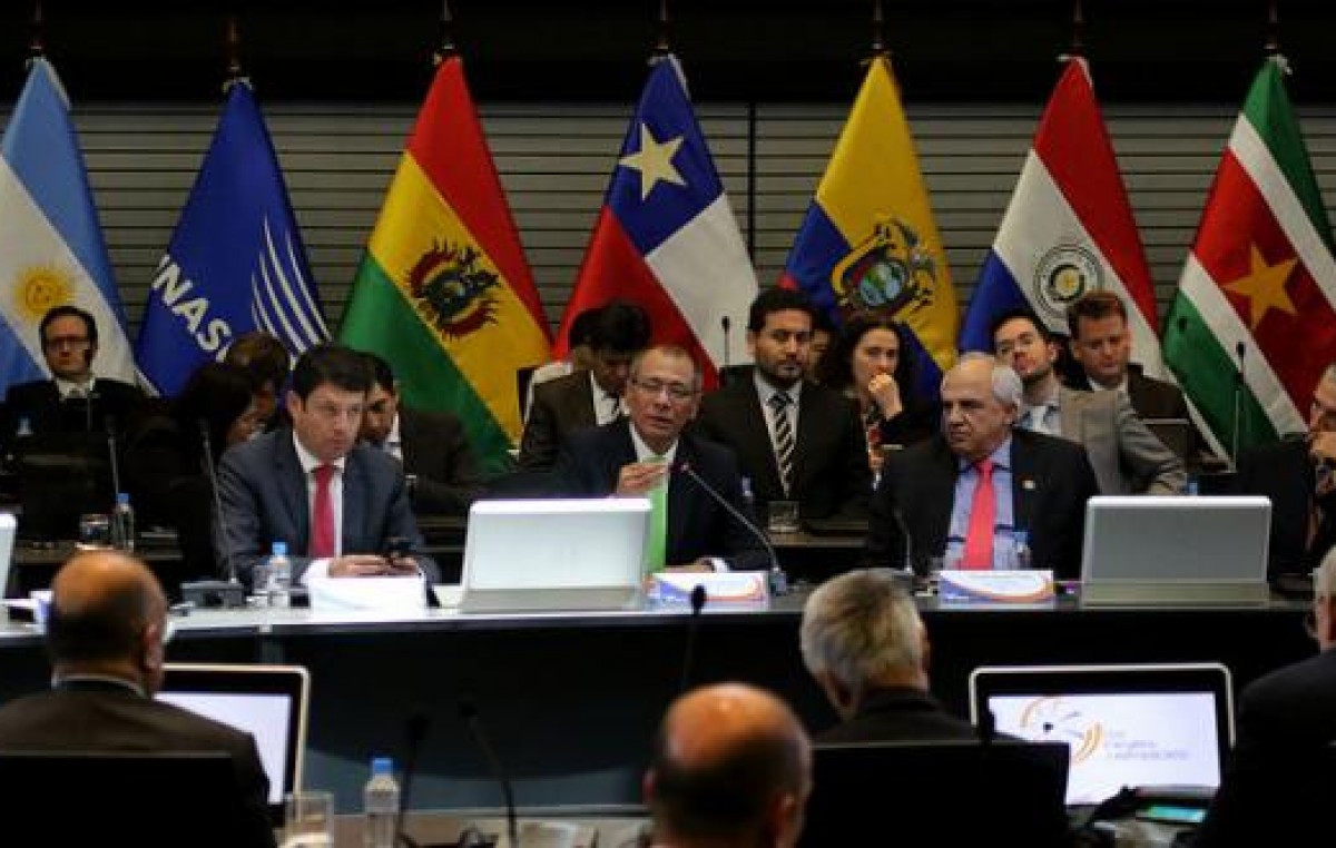 Encuentro de Unasur para planificar integración energética