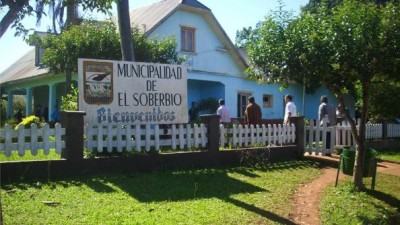 Municipales de El Soberbio cobraron solo el 50 por ciento del sueldo y están en alerta