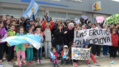 Aprueban el proyecto para crear el municipio de Las Grutas