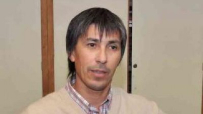 Paro de los trabajadores municipales en el cementerio de Azul