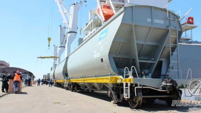Recuperación de los trenes: arribaron al país 150 vagones de carga