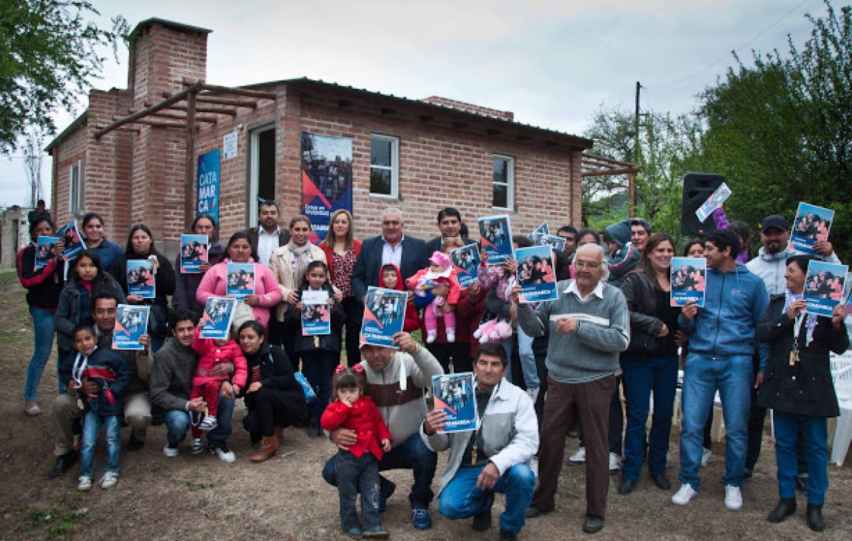 Veinte fueron las familias beneficiadas en Paclín