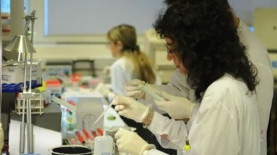 Reconocieron a dos laboratorios municipales de Rosario por su calidad de gestión