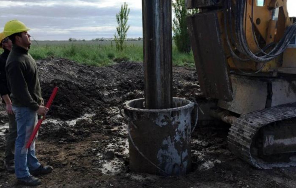 Avanza la construcción del puente que une Coronel Pringles y Coronel Suárez