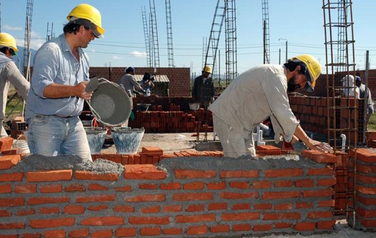 El consumo interno de cemento marcó un récord en octubre