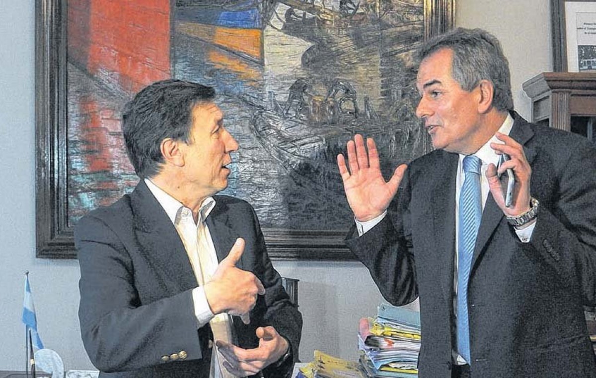 El intendente de Bahía Blanca confirmó que decidió desafectar a personal temporario